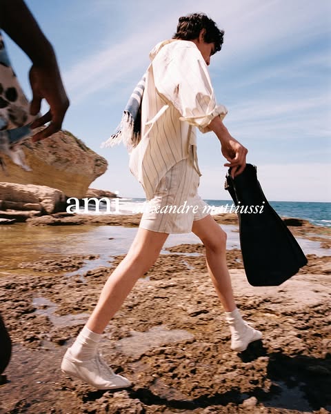 着るだけでオシャレ認定!!アミパリスのおすすめ夏トップス・コーデ術