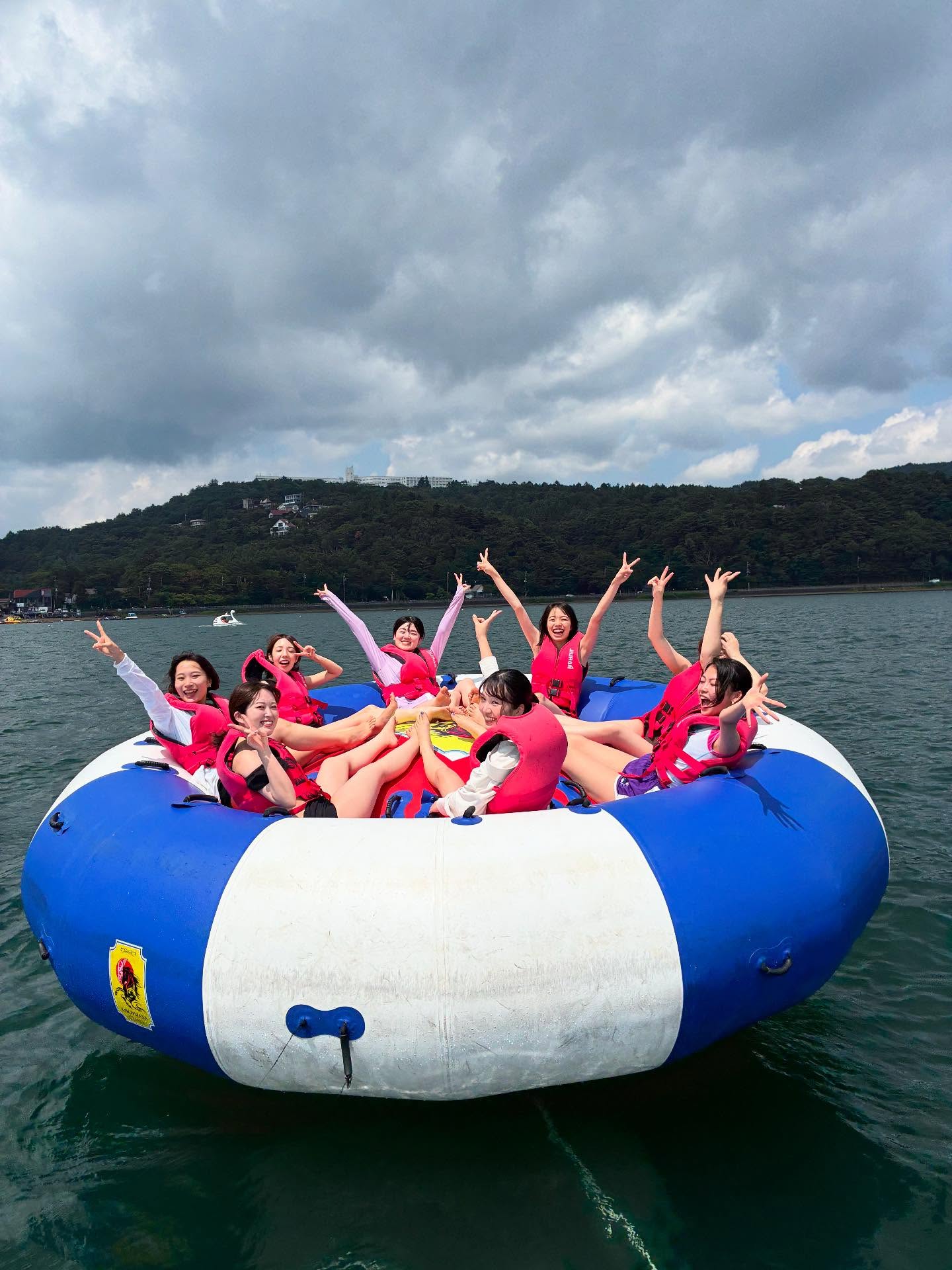 夏真っ盛り!
山中湖最高のシーズン到来
#山中湖
#最高に良い季節
#マリンレジャー
#大人気
#ハリケーンボート
#水温もちょうど良い
@hakutakamarine