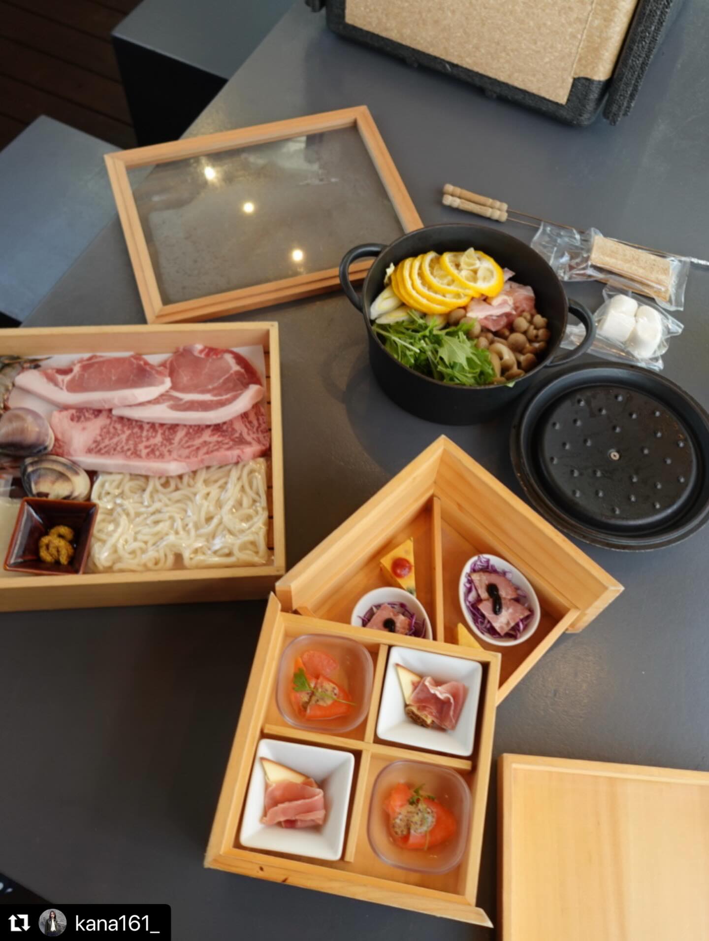 #Repost @kana161_ with @use.repost
熊本からお越しいただいて
とても嬉しいです🥺🫶🏻
可愛くて素敵なご投稿ありがとうございます💓
女子旅にもおすすめです🏕️✨
・・・
熱海1日目⭐️
友達と卒業旅行で熱海に🍃
熊本から羽田まで行って
羽田から品川、そして品川から熱海へ🥹
熱海駅からグランピングの場所までもバスで40分。
ほんっと長旅すぎて気絶しかけて心折れかけてたけど、
絶景見た瞬間疲れ全部吹っ飛んだ✨
明日の天気予報は晴れ!!
熱海で卒業旅行満喫するー!🤍
#卒業旅行 #熱海
#熱海旅行 #熱海グランピング
箱根十国峠