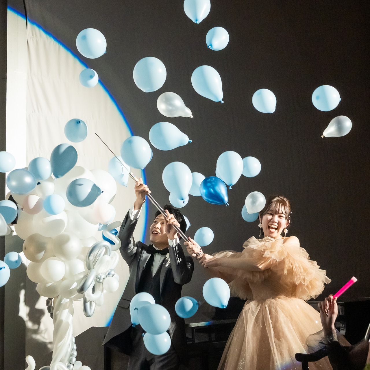 【チャペルウェディング】
テーマ
【A Turning Point in Life】
おふたりが大好きな場所と同じように
あたたかい空気に包まれる結婚式という1日もおふたりの想い出を彩っていただけるように
これから先のおふたりの人生の中でこの1日を大切にしていただけるように
そんな想いでおふたりの結婚式をお手伝いさせていただきました
愛情深いおふたりの
涙と笑顔が溢れた素敵な1日をご紹介します
〈ウェディングプランナー:岡本栞里〉
HP(プロフィールリンクから)ウェディングPARTY REPORTを更新しました
https://www.kakegawa.co.jp/report/chapel19/
ーーーーーーーーーーーーーーーーーーーー
掛川グランドホテルウェディングのインスタグラムはこちらです
→ @kakegawa.gh
掛川グランドホテルインスタグラムはこちら
→ @kakegawa.gh
#掛川花嫁#掛川#掛川市#掛川結婚式場#掛川グランドホテル#少人数婚#少人数結婚式#家族婚#親族婚#静岡花嫁#静岡のプレ花さんと繋がりたい#結婚式場#ホテルウェディング#ウェディング#結婚式料理#結婚式場探し#結婚式コーデ#写真婚#掛川結婚式#掛グラ#ドレス#チャペル#静岡結婚式場