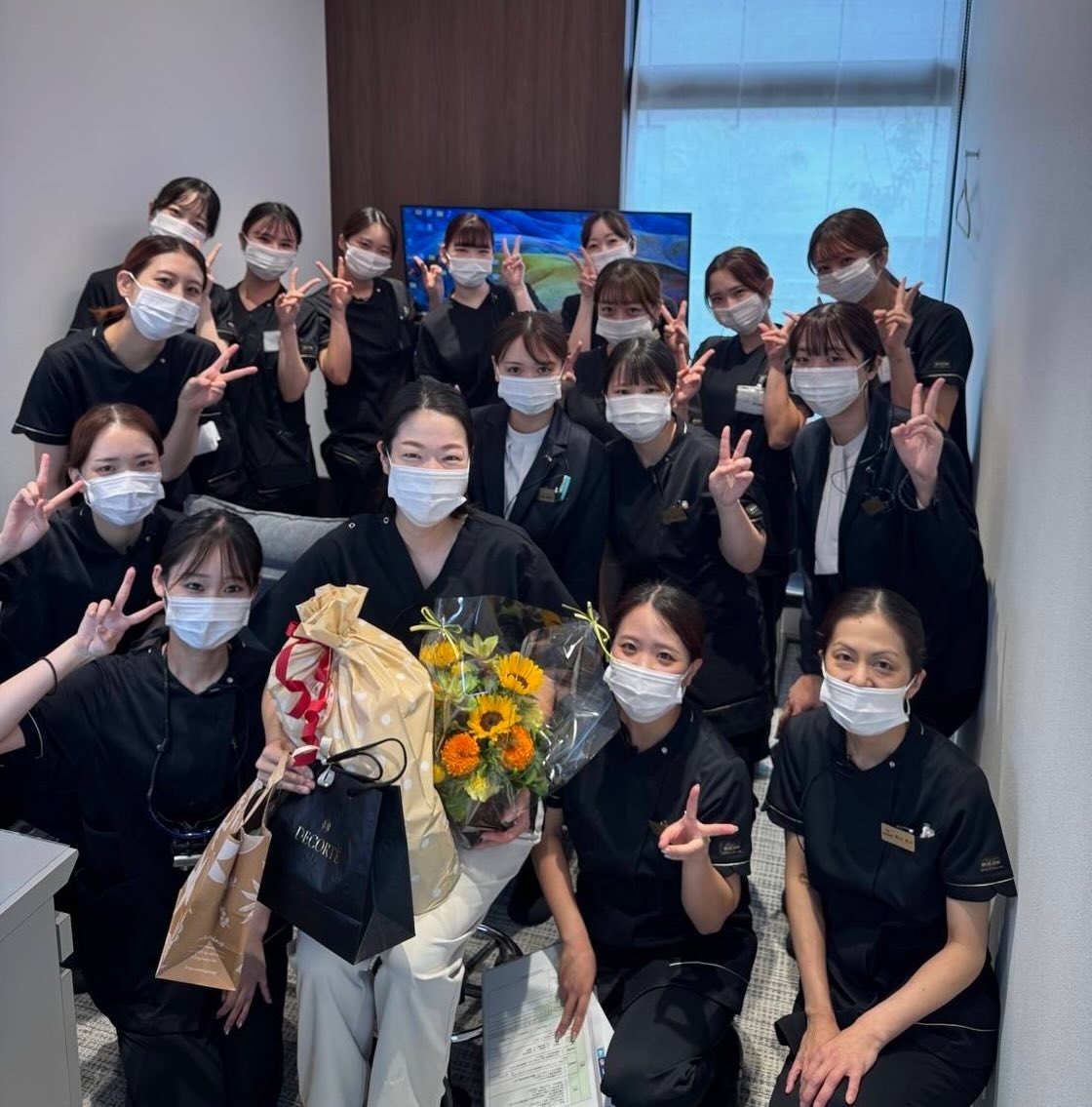 .
こんにちは!匠歯科医院です🌱
今日で衛生士1名が産休に入ります✨
しっかり身体を休めて、元気な子を出産できることを
願っています🎈
#匠歯科医院#歯科医院#移転#歯科矯正#インビザライン託児歯科医師歯科衛生士歯科助手保育士受付西金沢金沢市野々市市白山市矯正新卒求人医院紹介新医院歯科技工士審美歯科