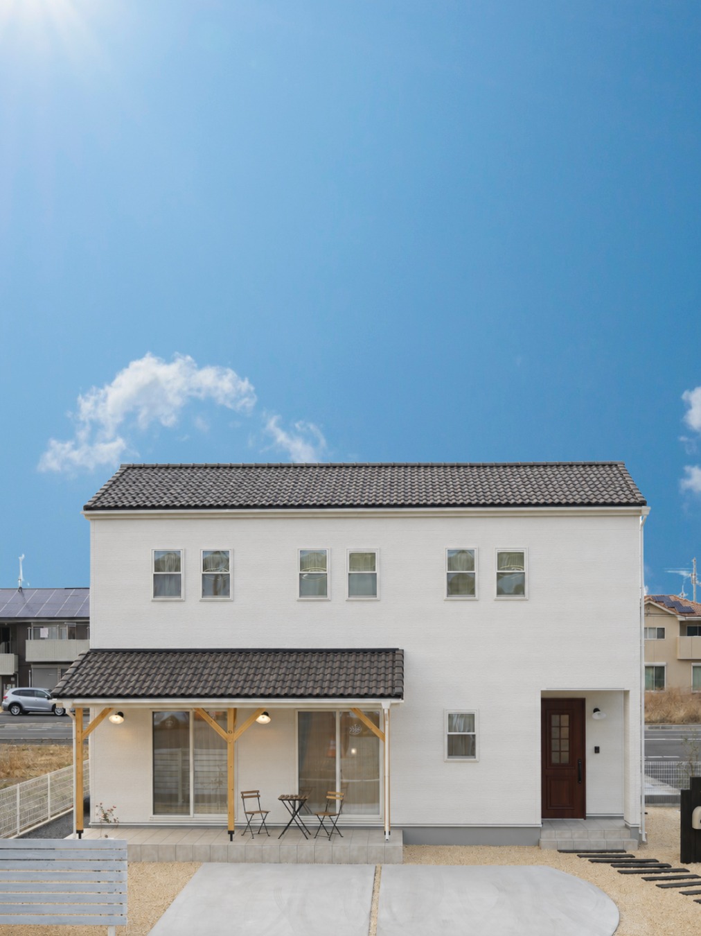 『明るく照らされた上品な邸宅』
□□───────────────□□
足利市・佐野市・太田市・桐生市で注文住宅・新築一戸建てをご検討の方へ!🏠
デザイン・性能・素材・コスト、すべてにこだわった住まいをご提案します。
・耐震等級3(消防署レベルの耐震性能)
・高断熱・高気密(夏涼しく、冬暖かい)
・ZEH対応(月々の光熱費を抑えた省エネ住宅)
・栃木県産材使用(地域の気候に最適な素材)
▽詳しくはプロフィールのリンクからHPをチェック▽
tokenbuilder
無料相談会・モデルハウス見学も随時開催中!
家づくりの不安や疑問、何でもお気軽にご相談ください!
□□───────────────□□
▼ 東建ビルダーの家づくり ▼
「暮らしを愉しむをデザインする」をコンセプトに、
ときめくデザインと確かな性能で、お客様一人ひとりの理想を形にします。
【豊富なラインナップ】
- KANAUHOME -|完全自由設計
- WA-SUI -|和モダン+ジャパンディスタイル
- Laguna -|日常を特別に変えるシックな上質空間
- Lumie -|無駄を削ぎ落としたシンプルスタイルの家
- RECENTE -|洗練された大人かっこいい家
- marim -|趣味も子育ても愉しめる大人かわいい家
【定額制だから安心・お得】
✅ 坪数に応じた明確な料金体系
✅ 間取りを変えても金額が変わらない
✅ 高断熱・高気密で月々の光熱費を削減
✅ メンテナンスコストを抑えてトータルでお得
「暮らしを愉しむ」ための舞台をデザインしたい。
「おはよう」から「おやすみ」までの時間がもっと愉しくなるようなあなただけの暮らしの舞台をデザインいたします。
□□───────────────□□
#足利 #佐野 #注文住宅 #邸宅 #灯